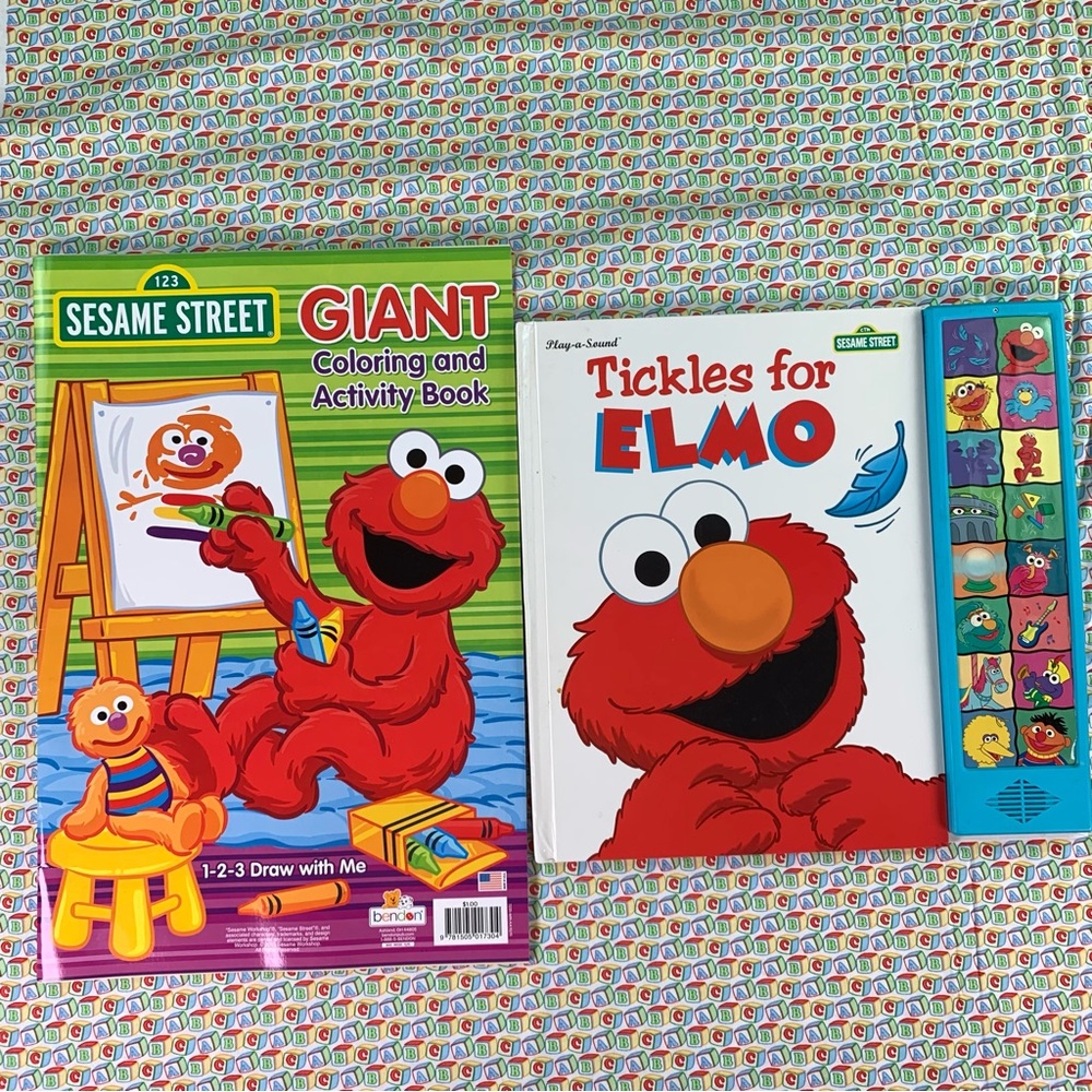 Sesame Street Elmo Giant Coloring and Sound Book Set.